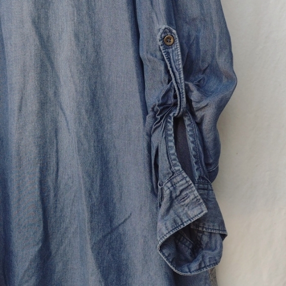 Natural Reflections Chambray Floral Shirt 3X - Picture 5 of 9